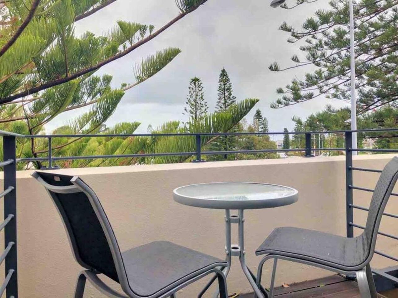 The Iceworks-Overlooking Esplanade W Parking 2 Carscentral Fremantle Bagian luar foto